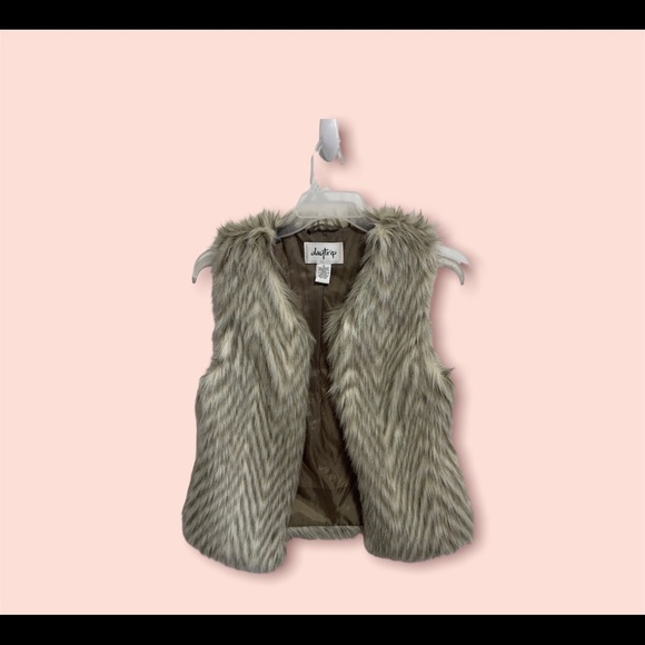 Daytrip Buckle Faux Fur Open Vest MINT Small - Picture 4 of 8